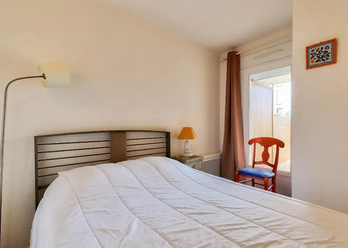 150m De La - Piscine Communautaire Appartement