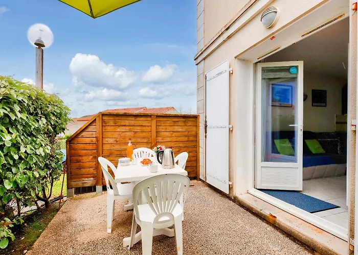 Appartement 150m De La - Piscine Communautaire