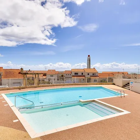 150m De La - Piscine Communautaire * Les Sables-dʼOlonne