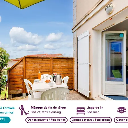 Au Pied Du Sémaphore *