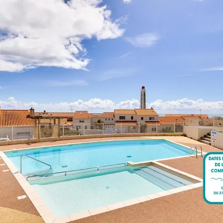 150m De La - Piscine Communautaire דירה *