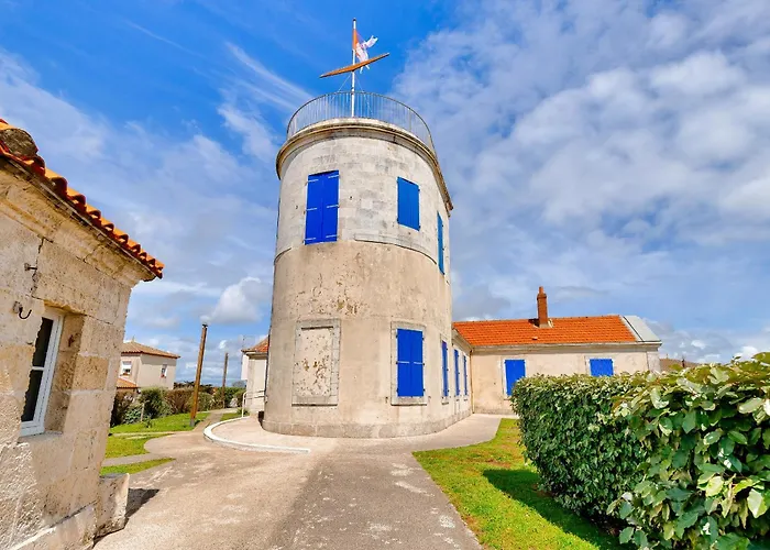 Au Pied Du Sémaphore Les Sables-dʼOlonne
