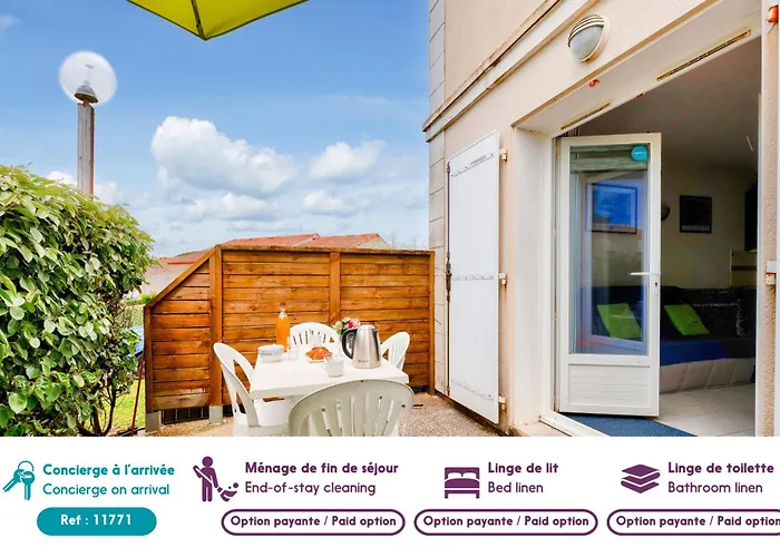 Au Pied Du Sémaphore *